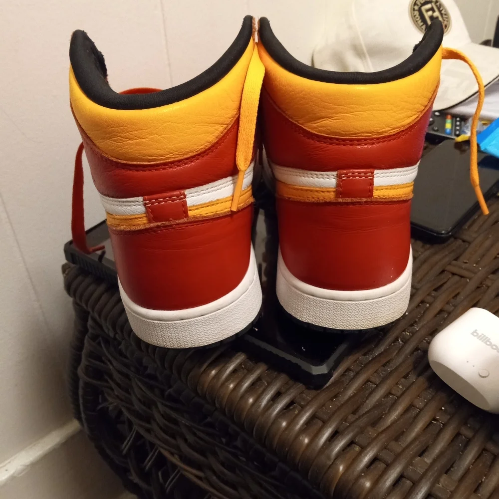 Jordan 1 - Picture 4 of 4